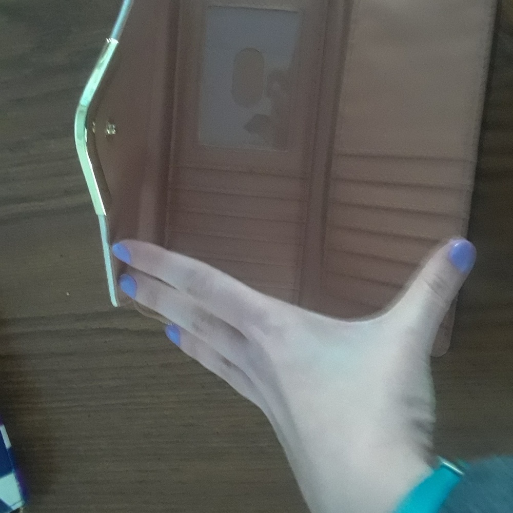 Wallet - Picture 2 of 4